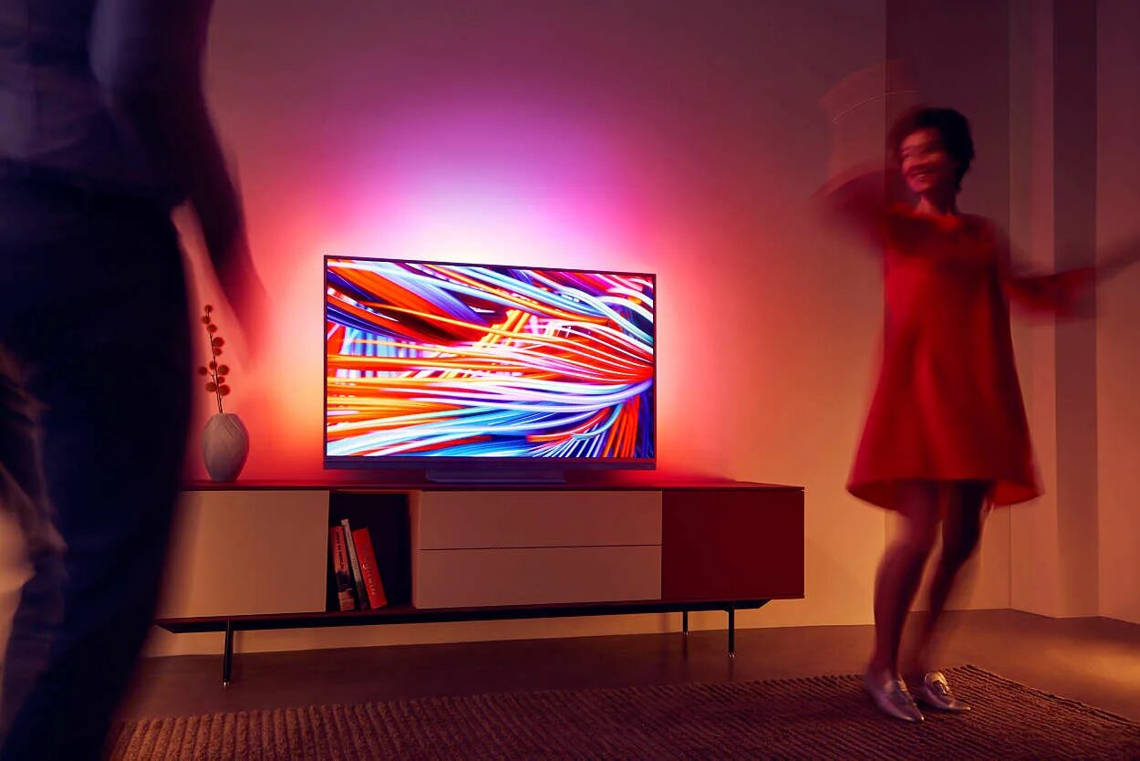 Телевизор 65 120 герц. Телевизор Philips Ambilight 2008. Philips Ambilight телевизор 65 дюймов. Philips ТВ С лед подсветкой 65 дюймов. Philips 65pus8506 HDR.