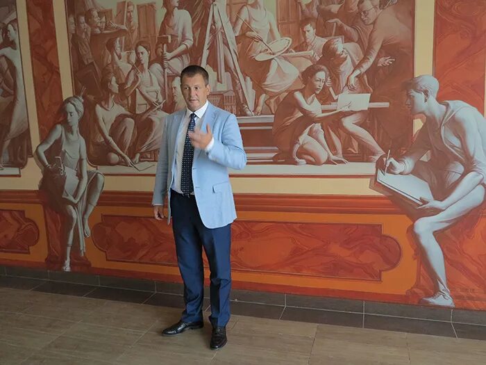 Расторгуев искусствовед