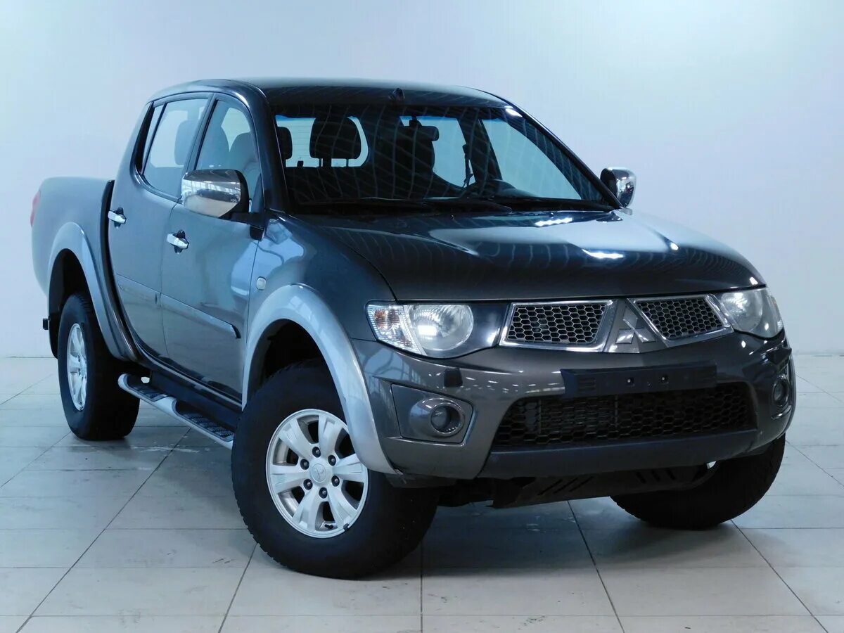 Митсубиси л200 купить в москве. Mitsubishi l200. Mitsubishi l200 IV. Mitsubishi l200 4wd. Митсубиси л200.