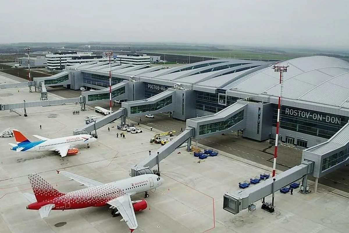 Аэропорт платова ростов. Новочеркасск аэропорт. Аэропорт платов новочеркасск. Международный аэропорт платов. Грушаўка новачаркаск аэропорт.