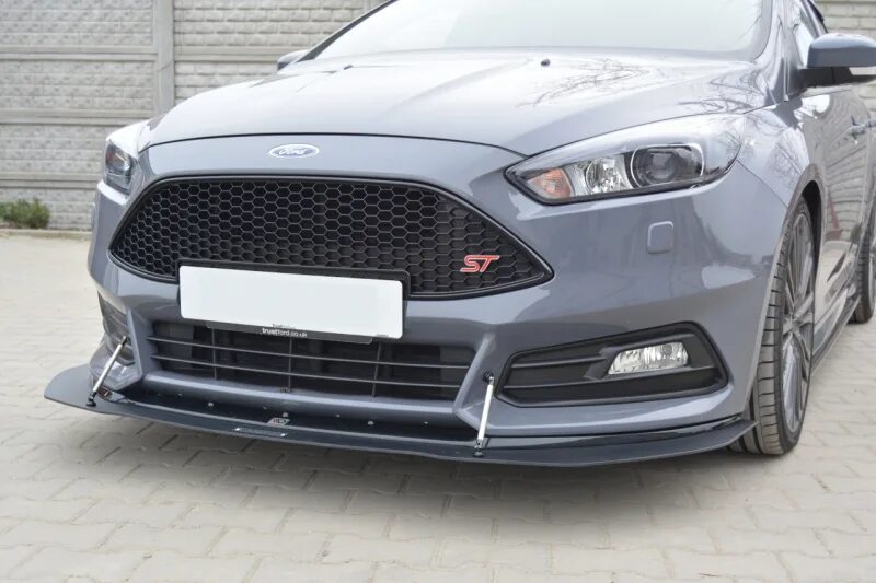 Бамперы ford купить. Ford Focus St mk3. Сплиттер переднего бампера Форд фокус 2. Сплиттер Форд фокус 3. Передний бампер Форд фокус 3 St.