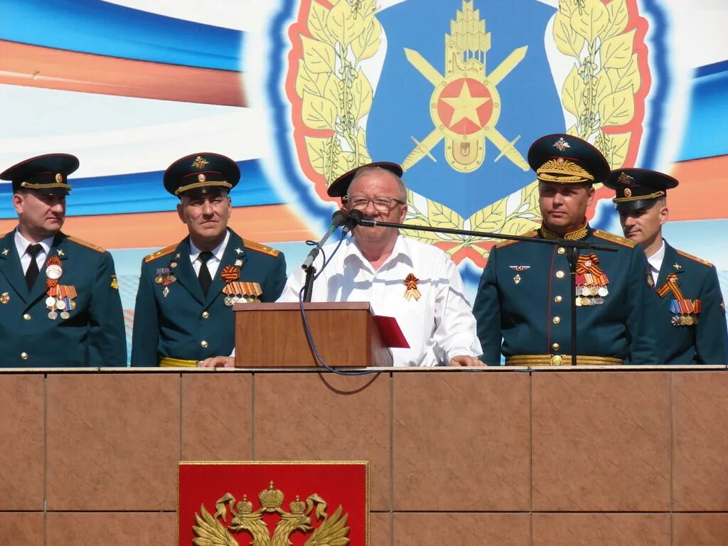 генерал-майор Темиргазин Нариман Камильевич, генерал-майор ветеринарной службы В