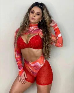 Viviane dos Santos Araujo (A Majestade mais Deliciosa do Brasil 👑 💥 😍)(V...