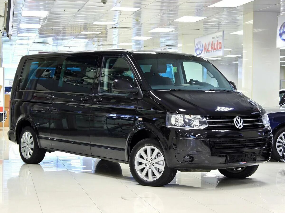 1 long. Multivan t5 рестайлинг. Volkswagen multivan омон тонированный. фольксваген мультивен 2010. фольксваген мультивен 2010 года.