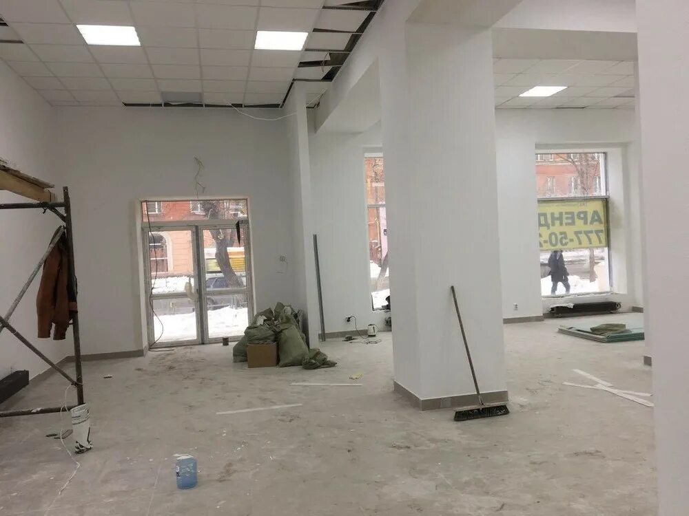 Отделка торговых помещений. Внутренняя отделка магазина. Внутренняя отделка здания. Внутренняя отделка магазина. Помещение магазина.
