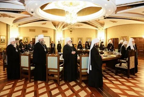 Патриарх проводивший церковную