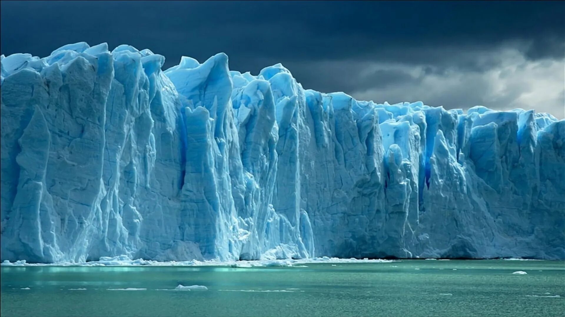 Самый большой горный ледник в мире. Ледники айсберги Антарктиды. Ледник Перито-Морено лёд. Ледник Карпинского. Культурный Айсберг Италии.
