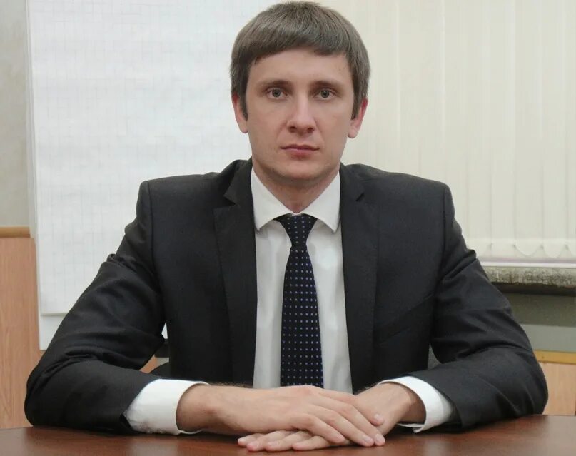 Новгородский укс. Новгородский укс. Мэрия великого новгорода. Дом сметаниной великий новгород. Правительство великий новгород новгородской.