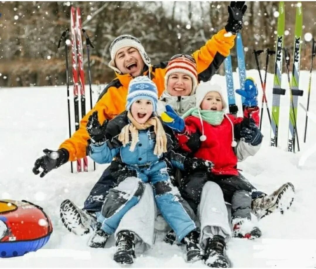 Зимние развлечения. Зимние развлечения для детей. Развлечения зимой. Зимний спорт.