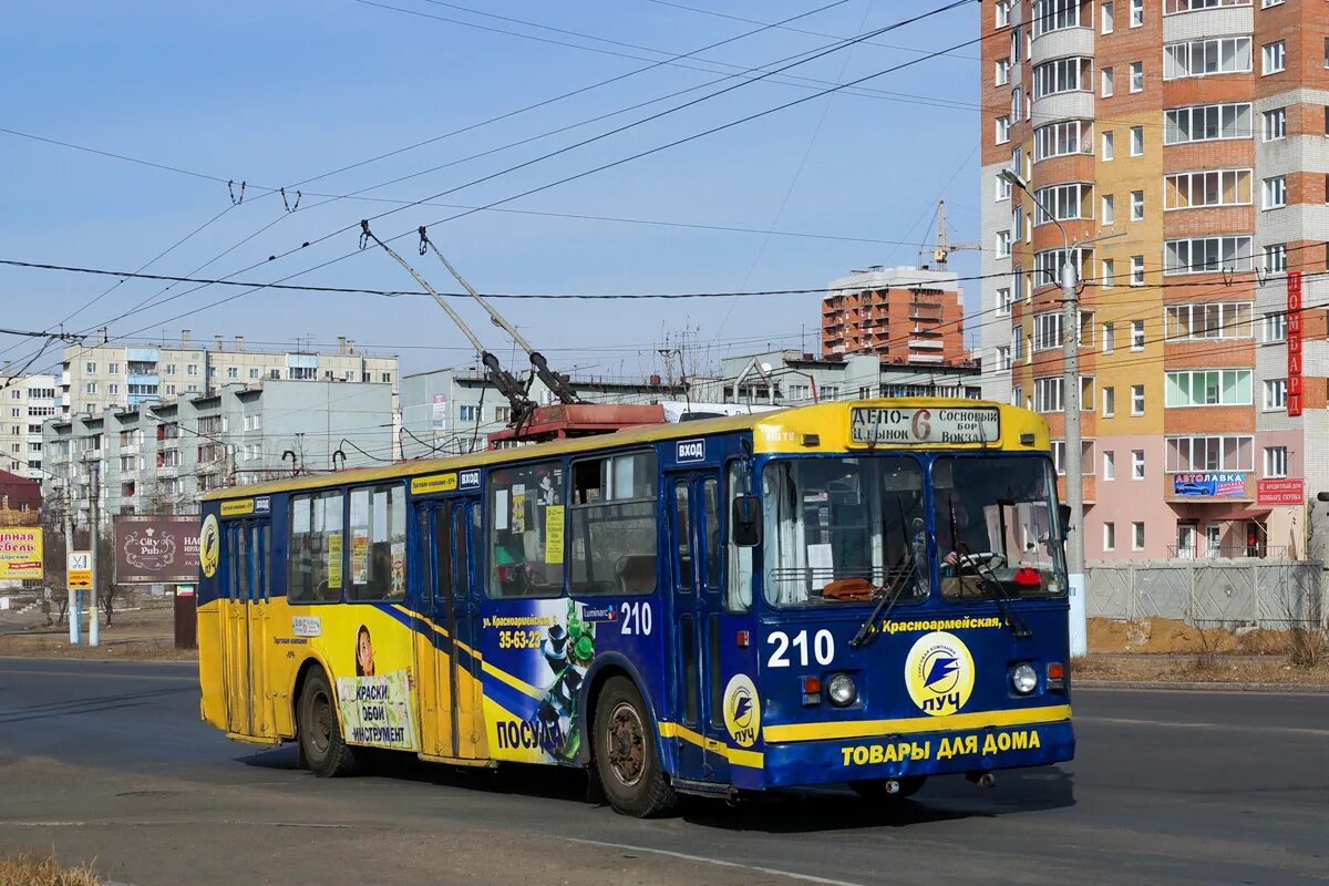 Отслеживание троллейбусов чита. ЗИУ 682 Г г00 Чита 210. Троллейбус ЗИУ Чита. Троллейбус Чита 266. 216 Троллейбус Чита.