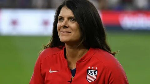 Жеке порно видеолардағы үйленген әйелдер