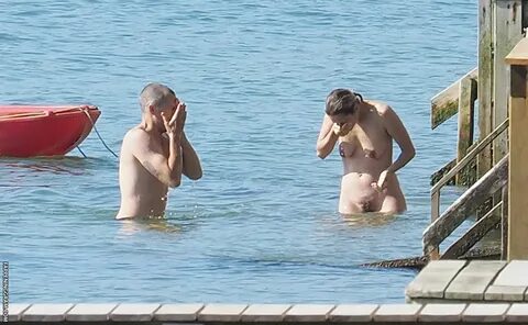 Marion Cotillard Nude.