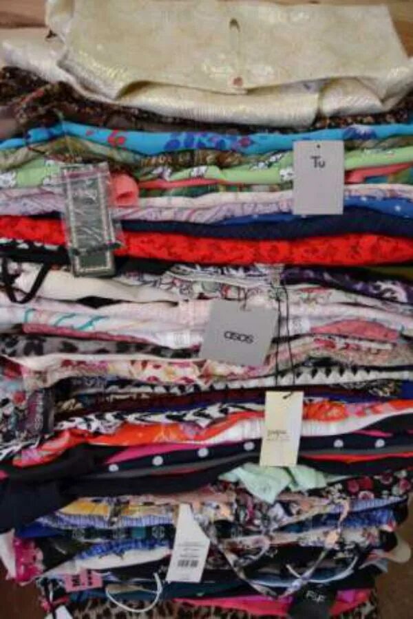 Cream секонд хенд в москве. Секонд хенд в коломне октябрьской революции 368. Секонд хенд cream на дмитрия ульянова. Cream секонд хенд. Крем секонд.