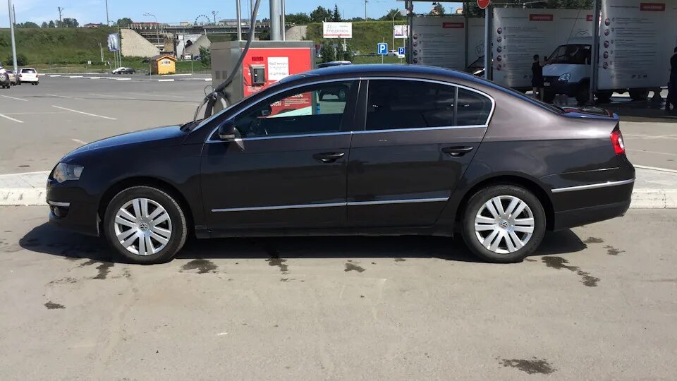 Passat b7 2014. Volkswagen passat b7 2012 спереди. Фольксваген пассат авито. Passat b6 2. Авито пассат ростовская область.