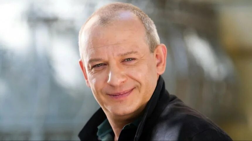 Отец Дмитрия Марьянова подал в суд на его вдову и сына STARHIT