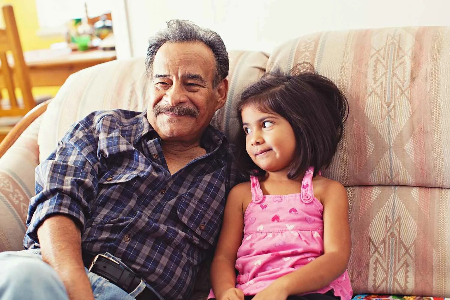 Grandpa daughter. Grandpa and granddaughter. Woodsky grandfather. Grandfather rare granddaughter. Grandfather and child Uzbek.