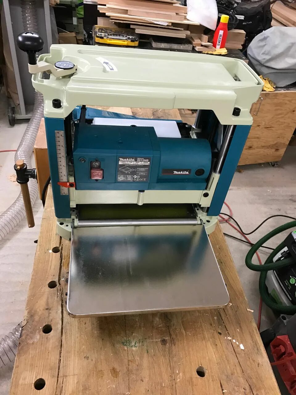 Рейсмусовый makita 2012nb. Makita 2012nb. Рейсмусовый станок макита 2012 nb. Makita 2012nb рейсмус рейсмусовый станок. Станок рейсмусовый макита макита-2012 nb.