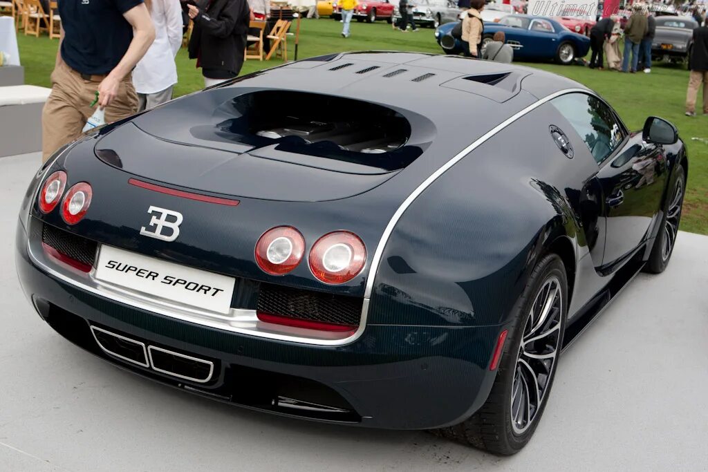 Bugatti 15. Bugatti Veyron 16.4. Bugatti Veyron 16.4 super Sport 2010.