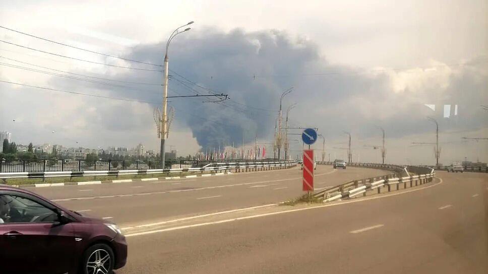 Левый берег что случилось. Воронеж взрыв на левом берегу. События которые происходят в Воронеже. Пожар в Воронеже. Воронеж взрывы 22.02.2024.