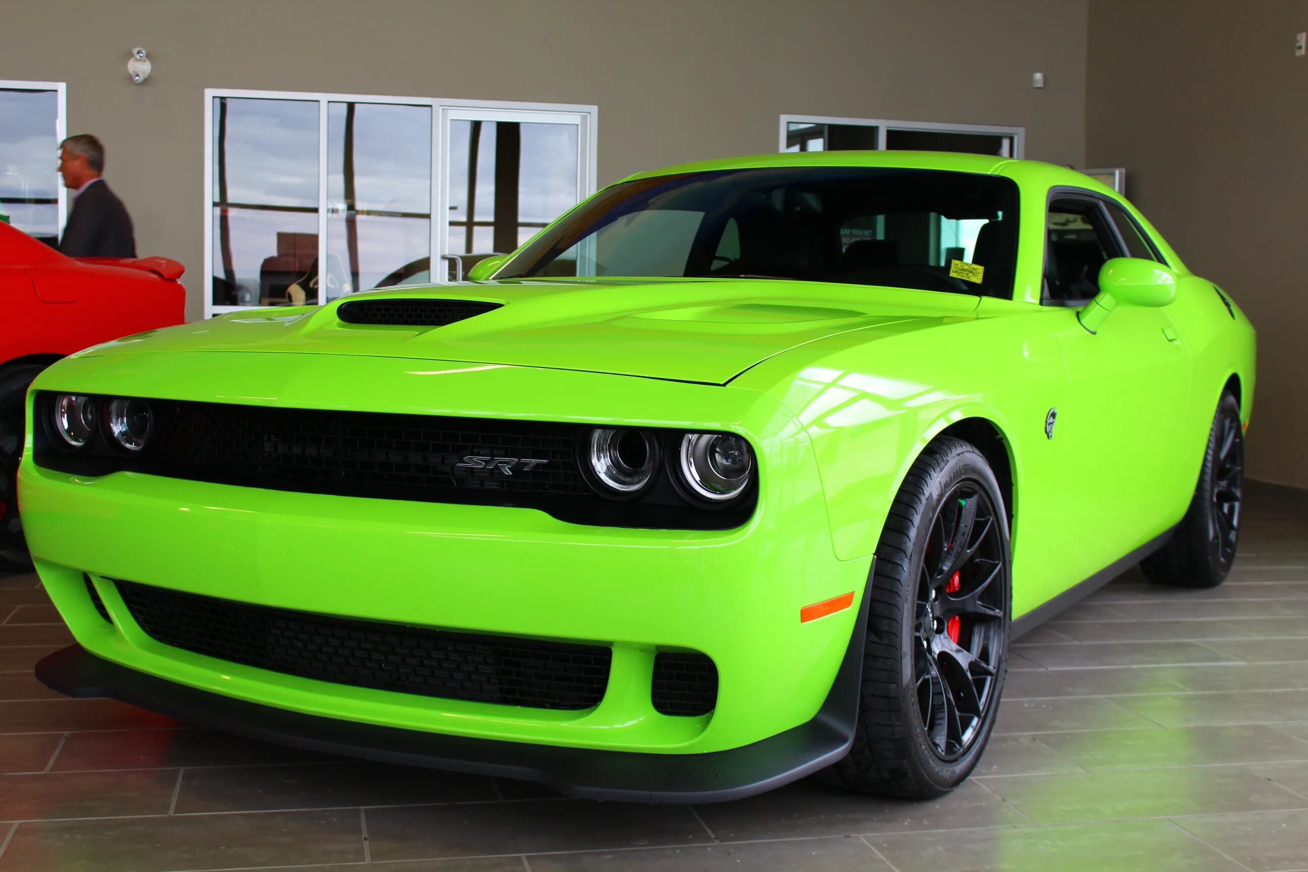 Додж челленджер 6. Сколько челленджеров. Dodge dodge challenger 2015. Dodge challenger hellcat 2022. Додж челленджер 202.