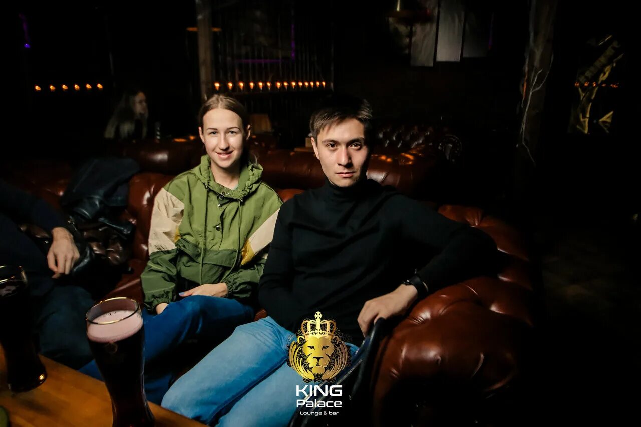 King palace. Cezares биде 1992. King palace. бар kings. унитаз cezares king palace.