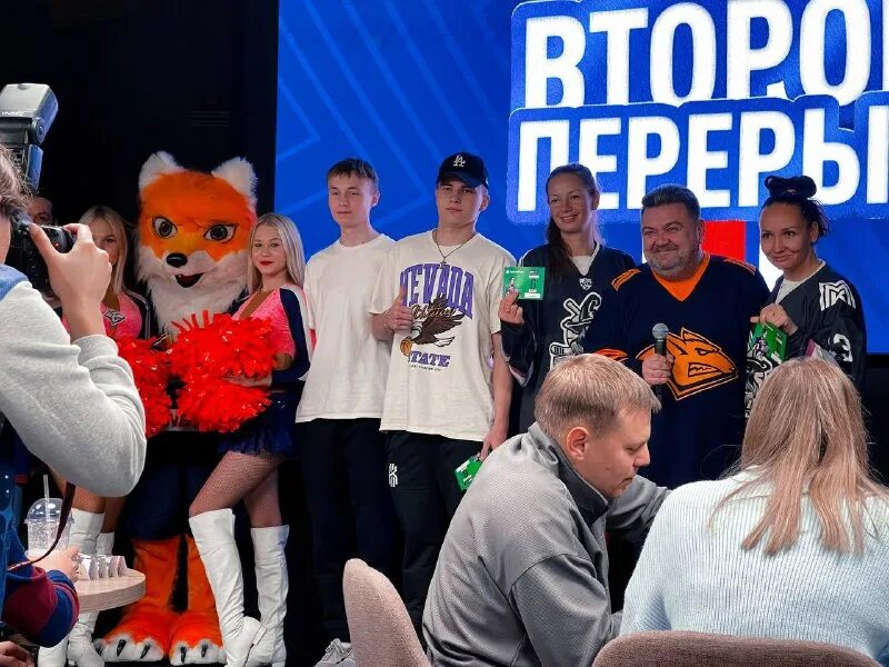 ушастый хоккей