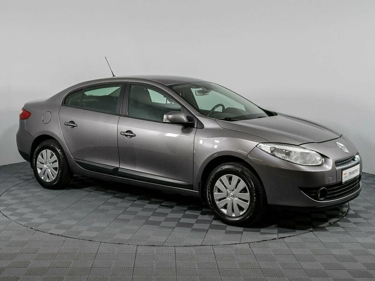 Renault флюенс. Рено Флюенс 2012. Renault Fluence i, 2012. Рено Флюенс седан. Флюенс 2012 1.6.