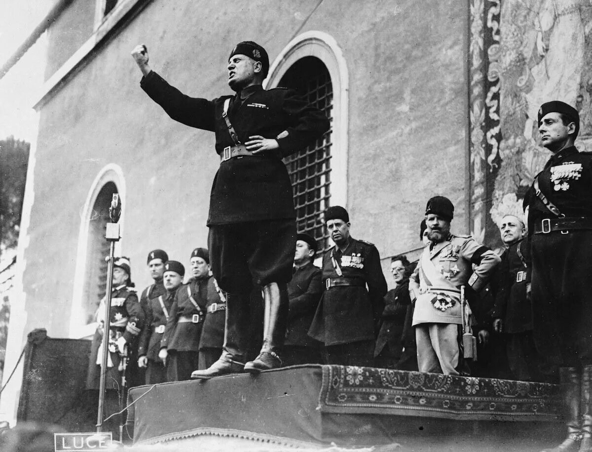 Так называли диктатора муссолини 4. Диктатура муссолини в италии. бенито муссолини фашизм. муссолини тоталитаризм.