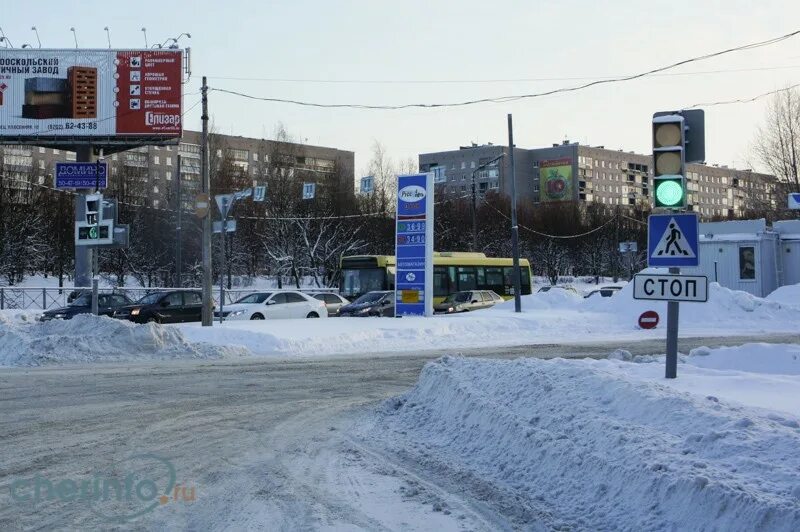 Светофор череповец победы. Перекресток Победы Архангельская Череповец. Перекрестки Череповца. Светофор Череповец Победы 9. Перекресток Архангельской и пр Победы Череповец.