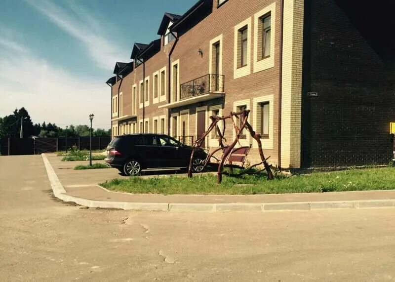 Красный поселок 27. Сампо финский квартал. Кембридж коттеджный поселок. Красный поселок 27. Жилой комплекс сампо деревня красный посёлок.