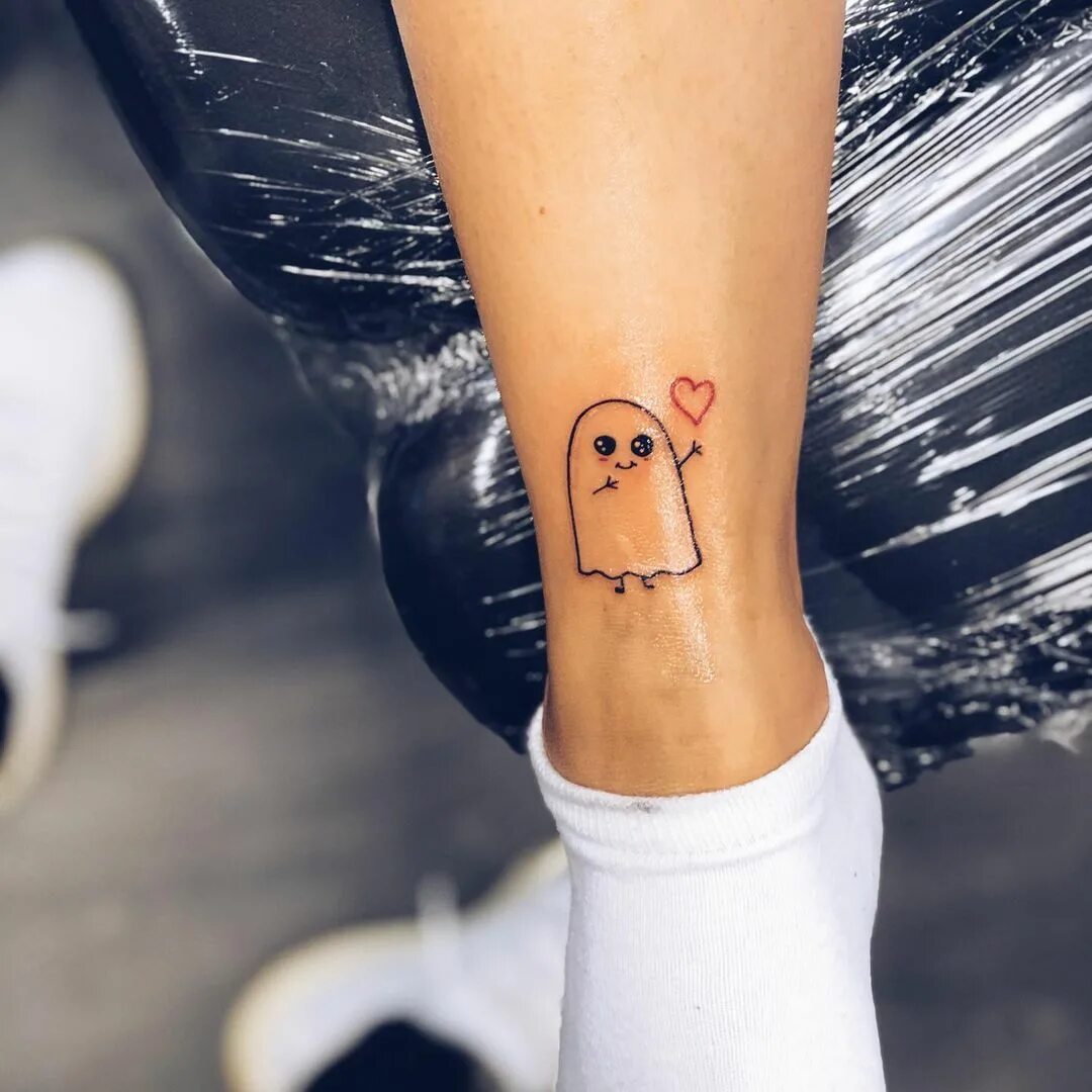 Тату инстаграмм. Стильные актуальные для инстаграма тату. Positive Tattoo тату Пермь. Фон для инстаграма тату.