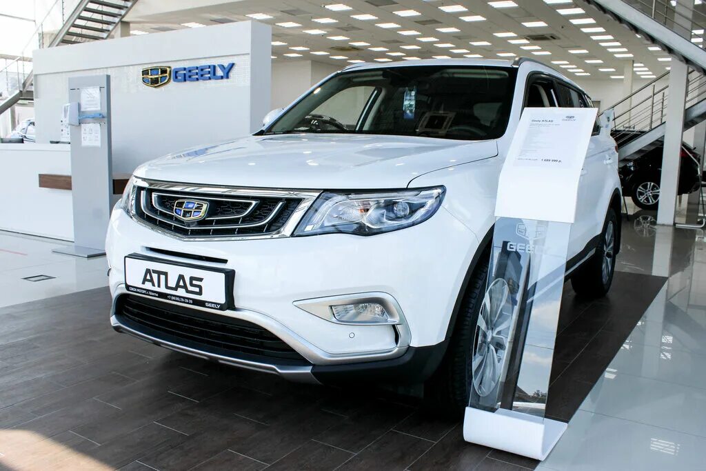 Джили орск. Geely s5. Geely Шахты. Джили автосалон.