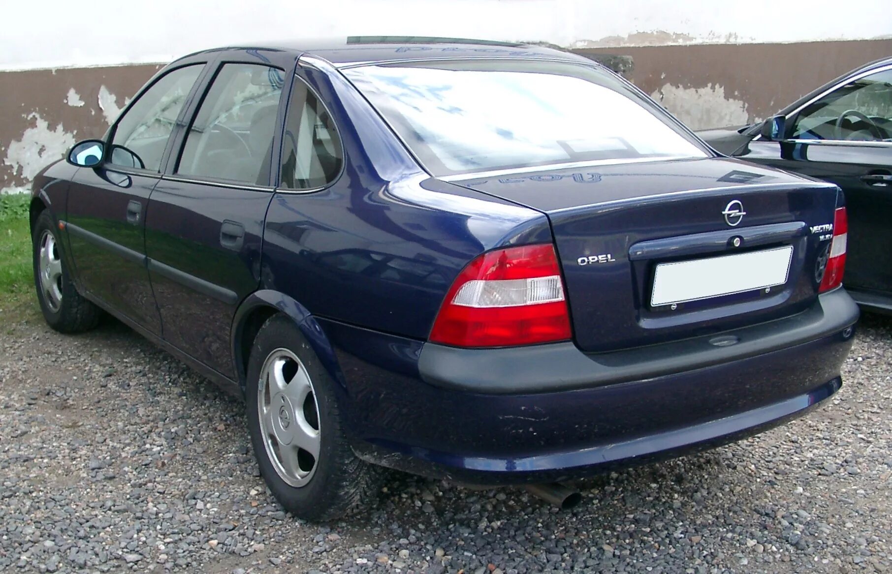 Купить опель вектра б рестайлинг. Opel Vectra 1999 седан. Opel Vectra 1998 седан. Опель Вектра 1.6 1998. Opel Vectra b 1998.