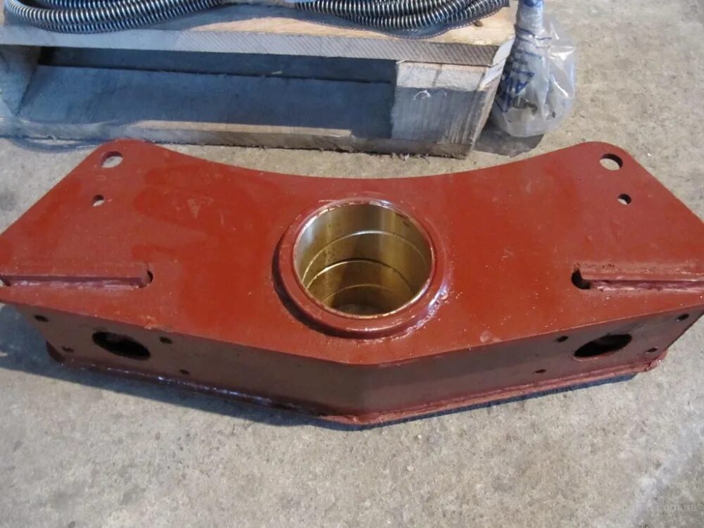 9397-2918005 балансир полуприцепа средний маз. Балансир маз. Кронштейн оси балансира маз 5516. Балансир полуприцепа маз 93301-2918005. Кронштейн балансира маз 5516.