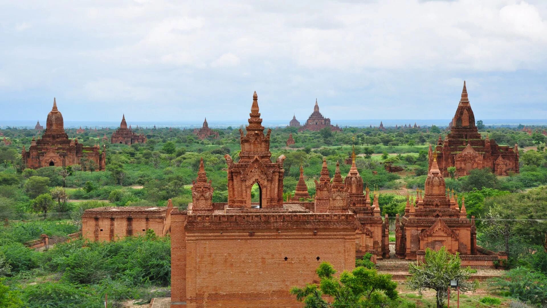 Made in myanmar. Мьянма Алангдо-катпа. Паган город призрак. Панорама Мьянма Янгон. Мьянма природа.