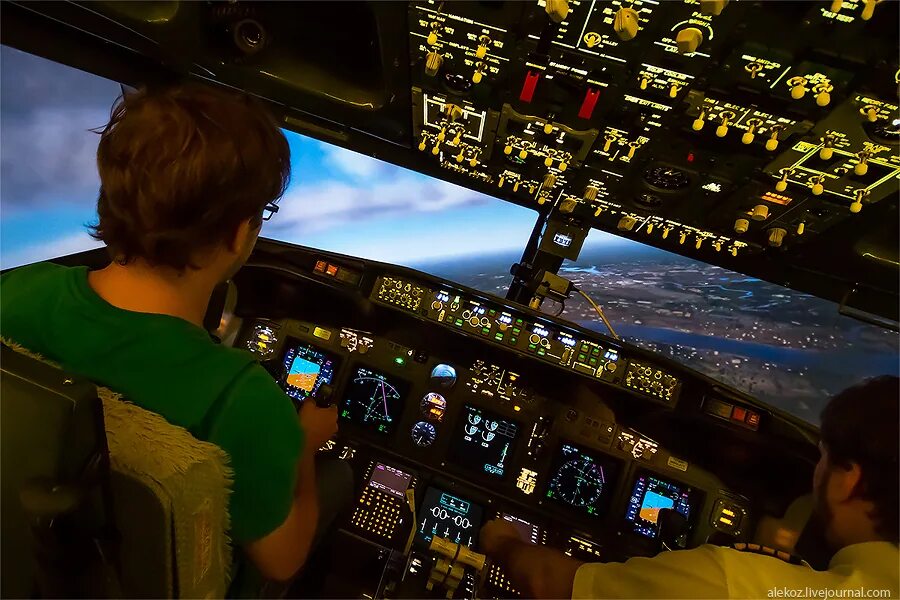 авиатренажер новосибирск. авиатренажер в алатыре. авиатренажер самара. авиатренажер в новосибирске боинг 737. авиатренажёр dream aero.