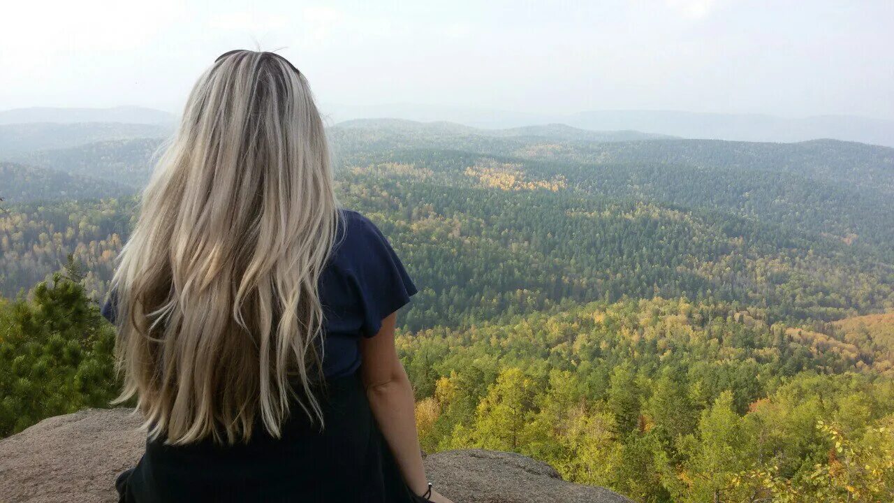 Плотникова красноярск. Анютка Плотникова Красноярск. Анютка Костичкина Екатеринбург. Анютка Перископ.