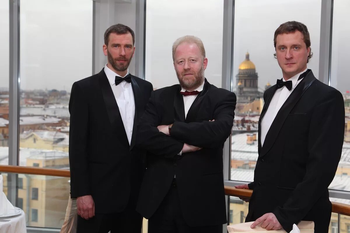 профундо голос. три баса профундо. бас-профундо певцы. бас профундо диапазон. владимир миллер бас профундо.