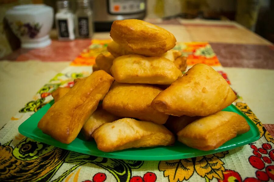 турецкие баурсаки. национальное блюдо казахстана баурсаки. казахская кухня – баурсак. баурсак казахский фото. казахстанские баурсаки.