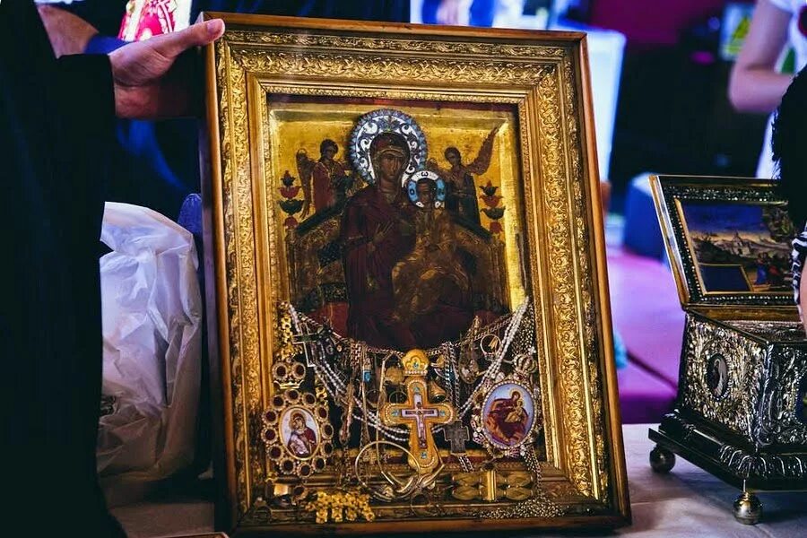 иконы афона всецарица. икона божией матери всецарица тарасково. икона пантанасса всецарица ватопед. икона богородица всецарица с афона. икона пантанасса афон.