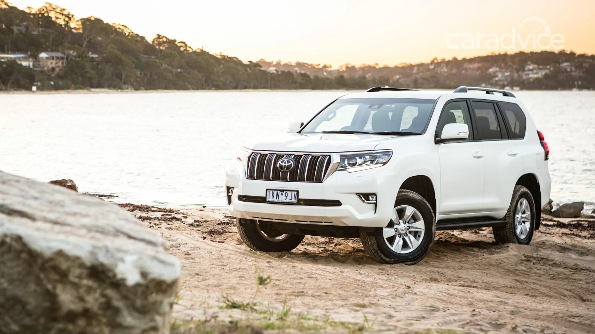 Toyota land cruiser prado 2020 салон. Прадо 250 комплектации. Toyota land cruiser prado 2022 комплектации. Toyota land cruiser prado 2019 interior. Прадо 250 кузов.