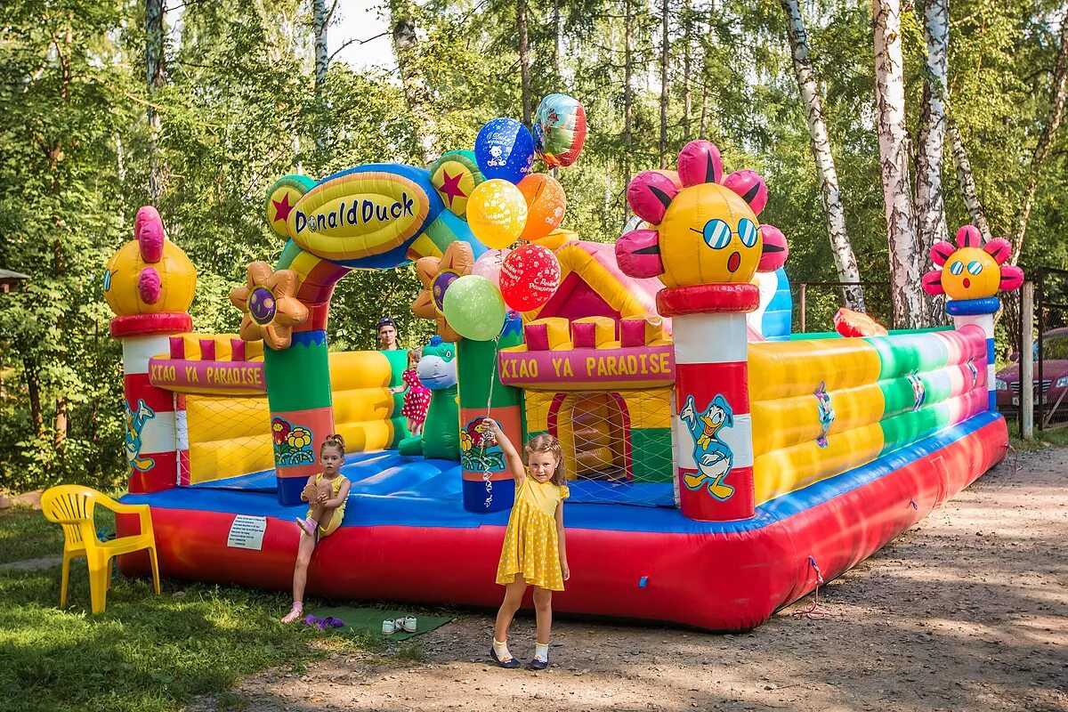 Надувной батут для детей. Детские надувные аттракционы. Батут надувной happy hop клоунский. 'надувной батут happy hop 9001f. Включи батут.