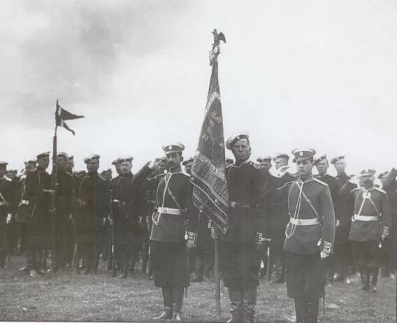 Знамена первой мировой. Преображенский лейб-гвардии полк 1915. Знамя лейб-гвардии Семеновского полка. Преображенский лейб-гвардии полк 1772. Полковое Знамя лейб гвардии егерского полка 1907.