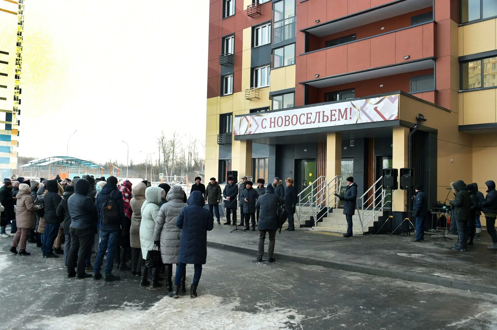 Школа м14 казань. Школа 14 казань. 14 гимназия луначарского. Школа на сафиуллина казань. Школа м14 казань.