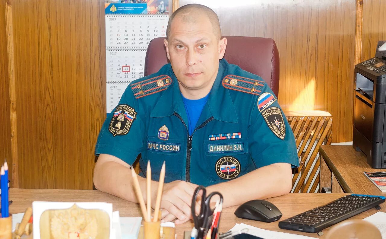 Форма инспектора пожарной безопасности. Парфёнов мчс. Инспектор пожарной безопасности мчс. Инспектор пожарной безопасности мчс. Государственный пожарный надзор.