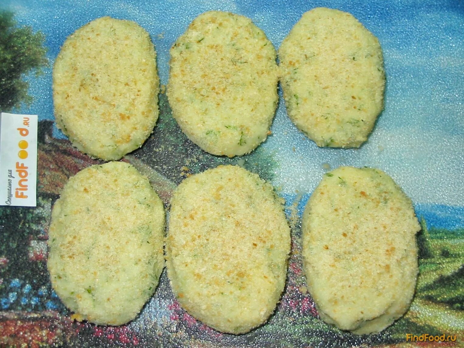 картофельные котлеты с грибами. котлеты картофельные подача. картофельные котлеты. картофельные котлеты. картофельные биточки.