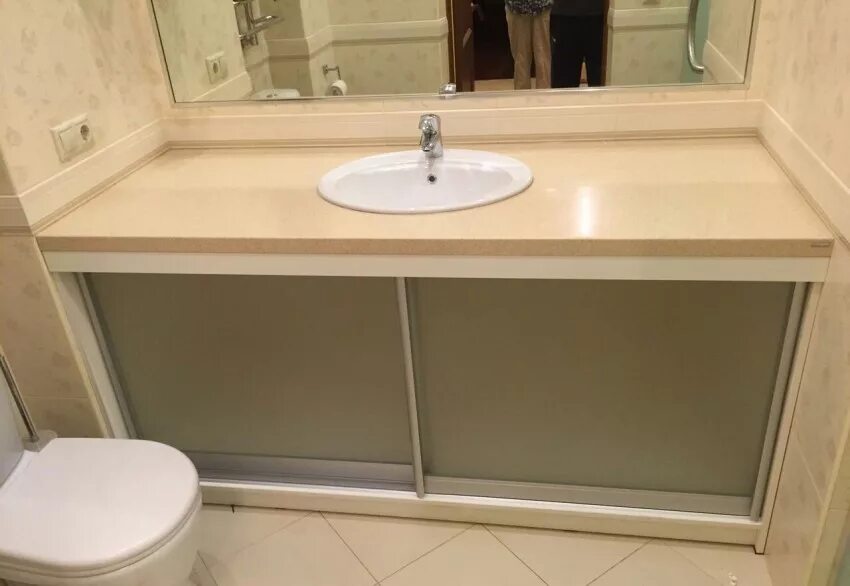 тумба в ванную с жалюзийными дверцами. тумба под раковину прованс rstcn wood. тумбочка в ванную комнату. дверки под раковину. тумба в ванную с раздвижными дверцами.