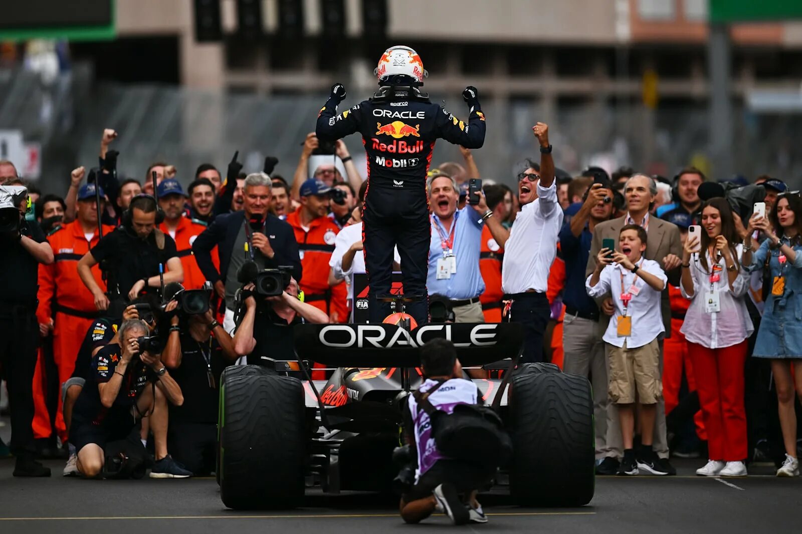 Карт формула 1. Макс Ферстаппен Монако 2023. Red bull f1 2023 Monaco. F1 Монако 2023 Феррари. Ред Булл ф1.