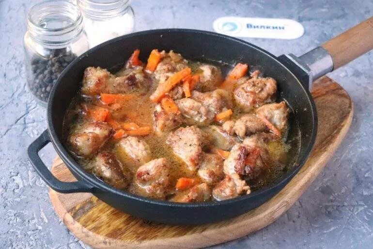Как приготовить мясо свинины с овощами. Что можно сделать из мяса свинины быстро и вкусно на сковороде.