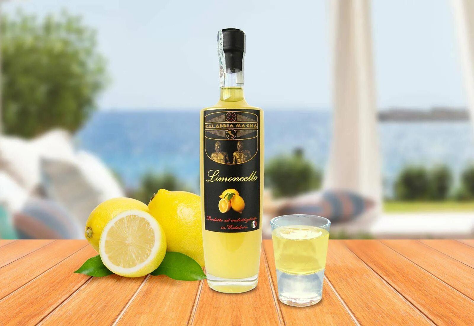 Лимончелло что это. Ликер Xeven Limoncello. Amalfi Limoncello Supreme ликер. Лимончелло фото. Лимончелло коктейли с виски.